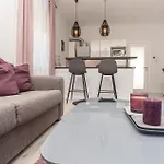 Prázdninový dům 2 Bedroom Gorgeous In