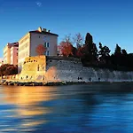 Prázdninový dům 2 Bedroom Gorgeous In Zadar