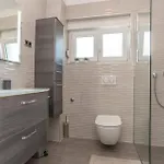 2 Bedroom Gorgeous In