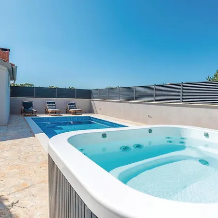 2 Bedroom Gorgeous In * Zadar