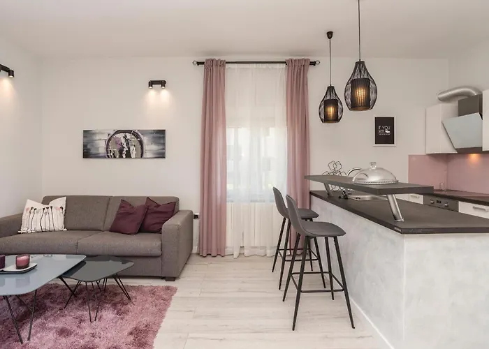 2 Bedroom Gorgeous In * Задар
